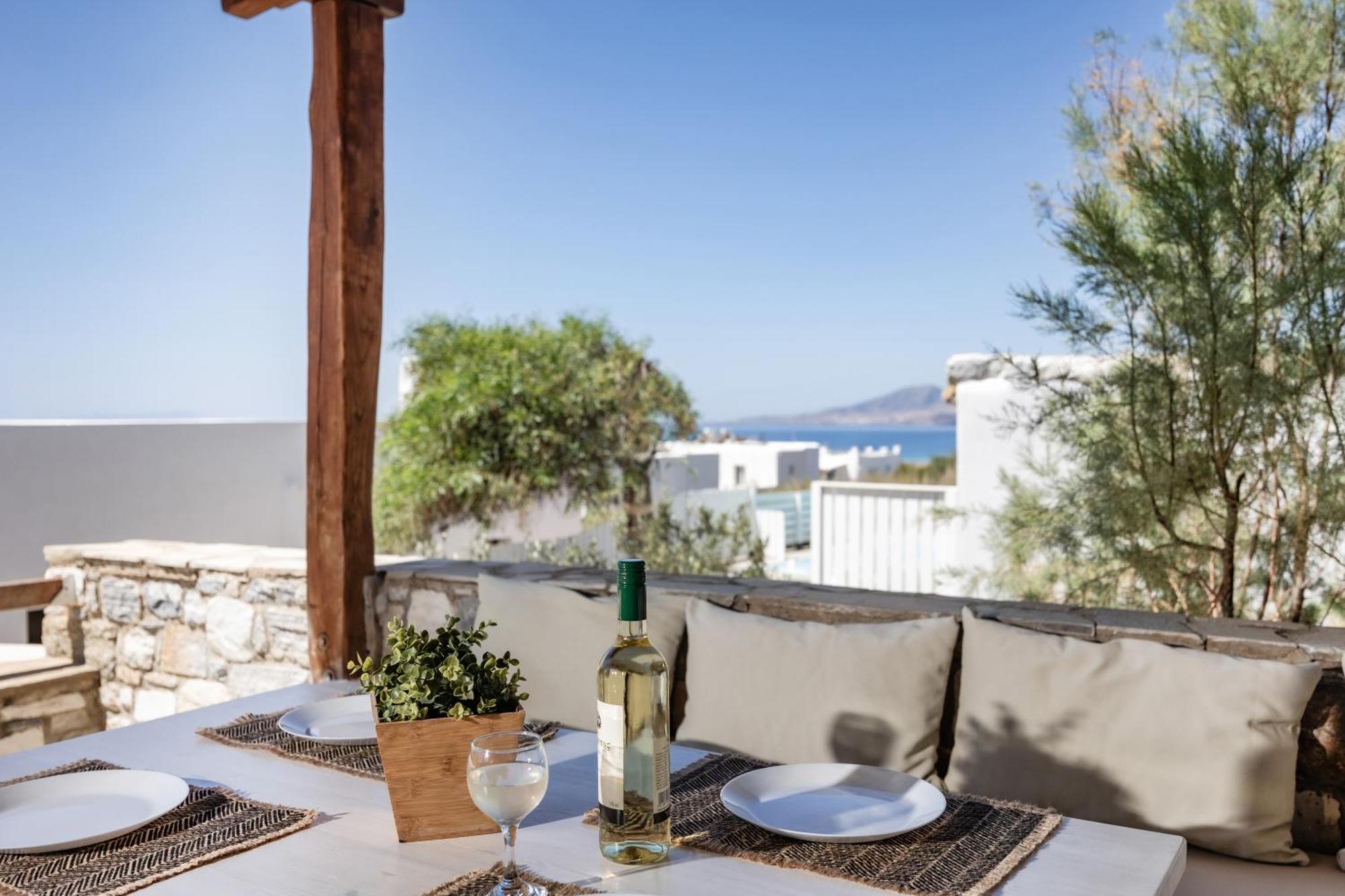 Thea Suites Naxos Agios Prokopios  Dış mekan fotoğraf