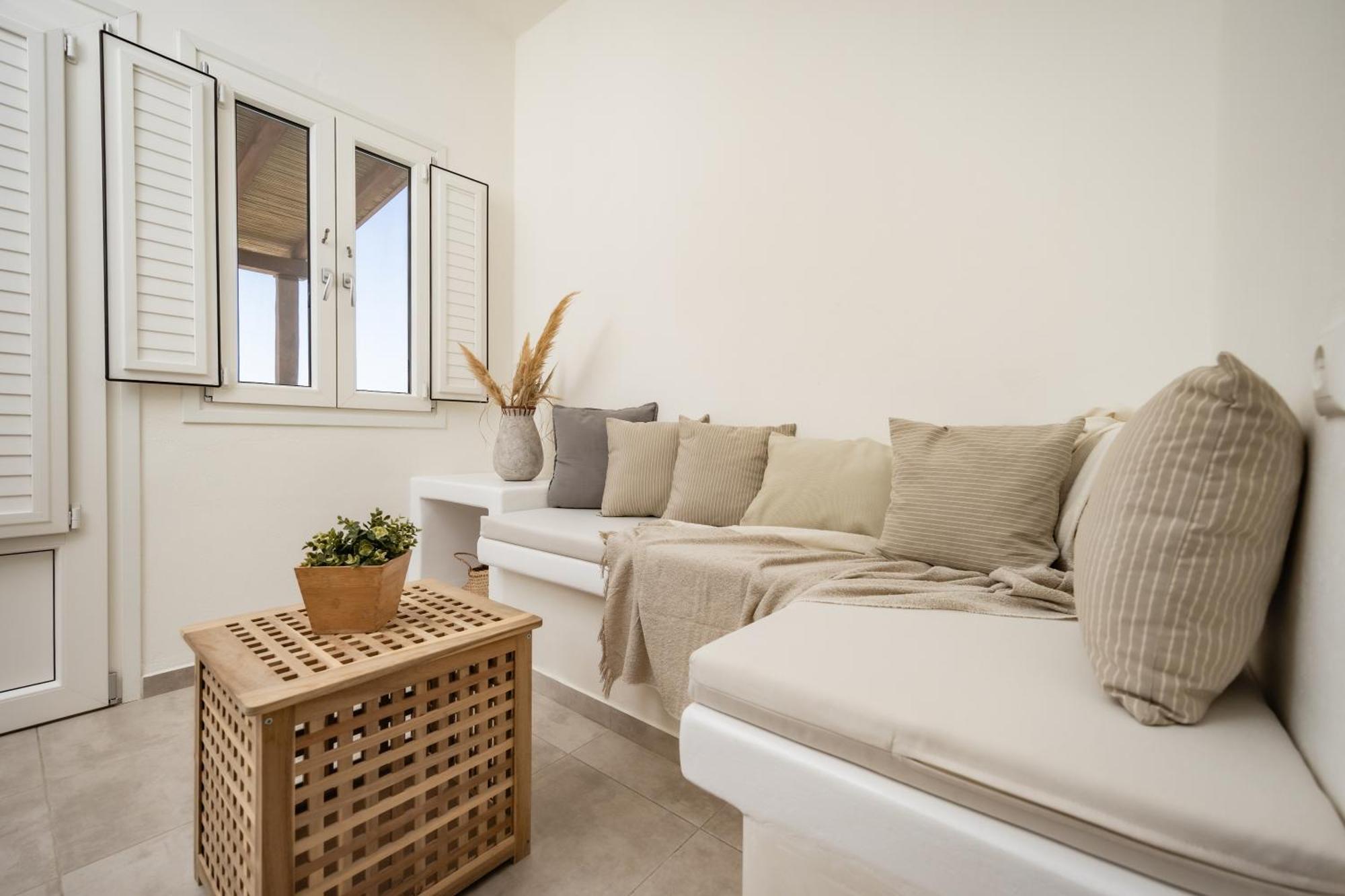 Thea Suites Naxos Agios Prokopios  Dış mekan fotoğraf