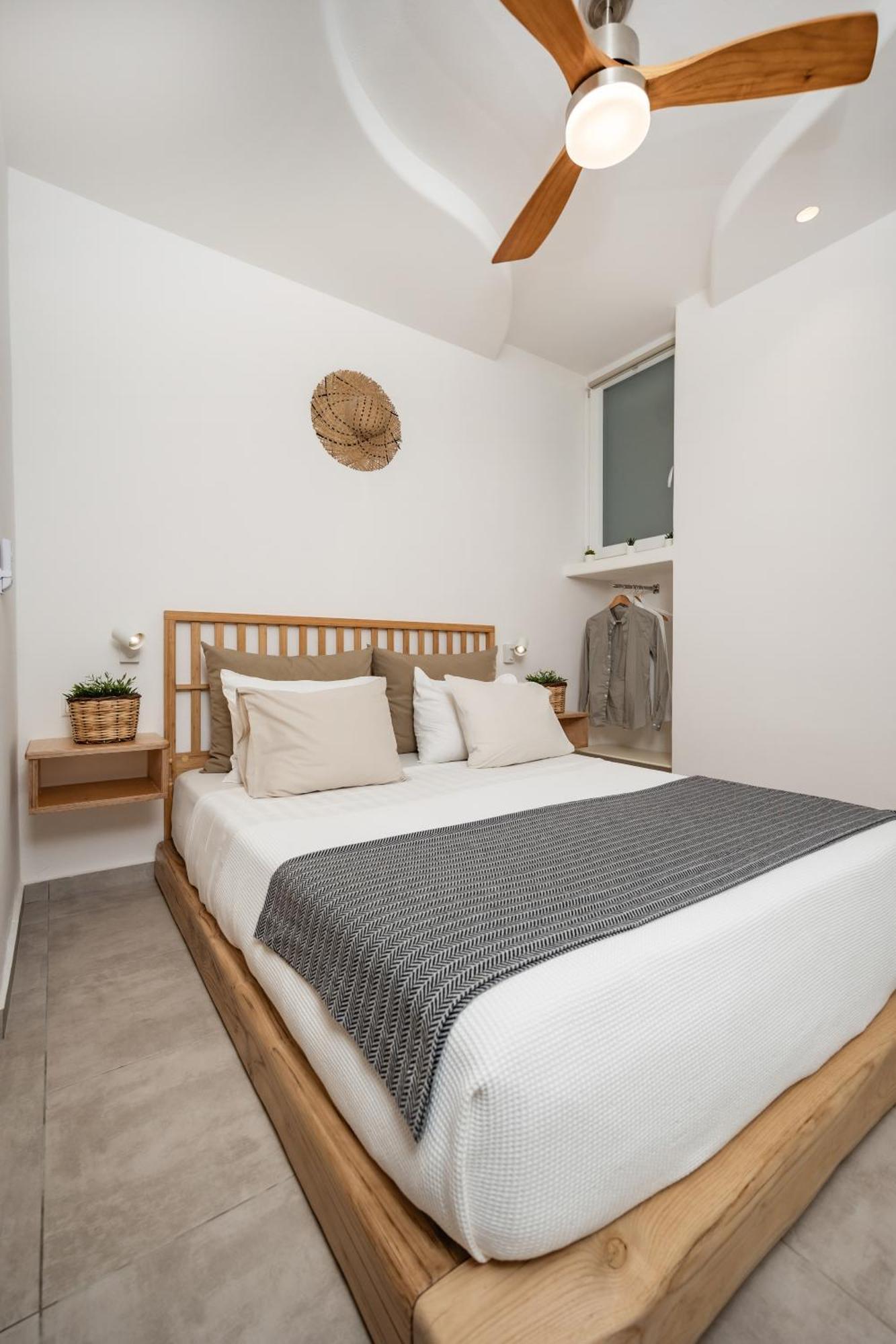 Thea Suites Naxos Agios Prokopios  Dış mekan fotoğraf
