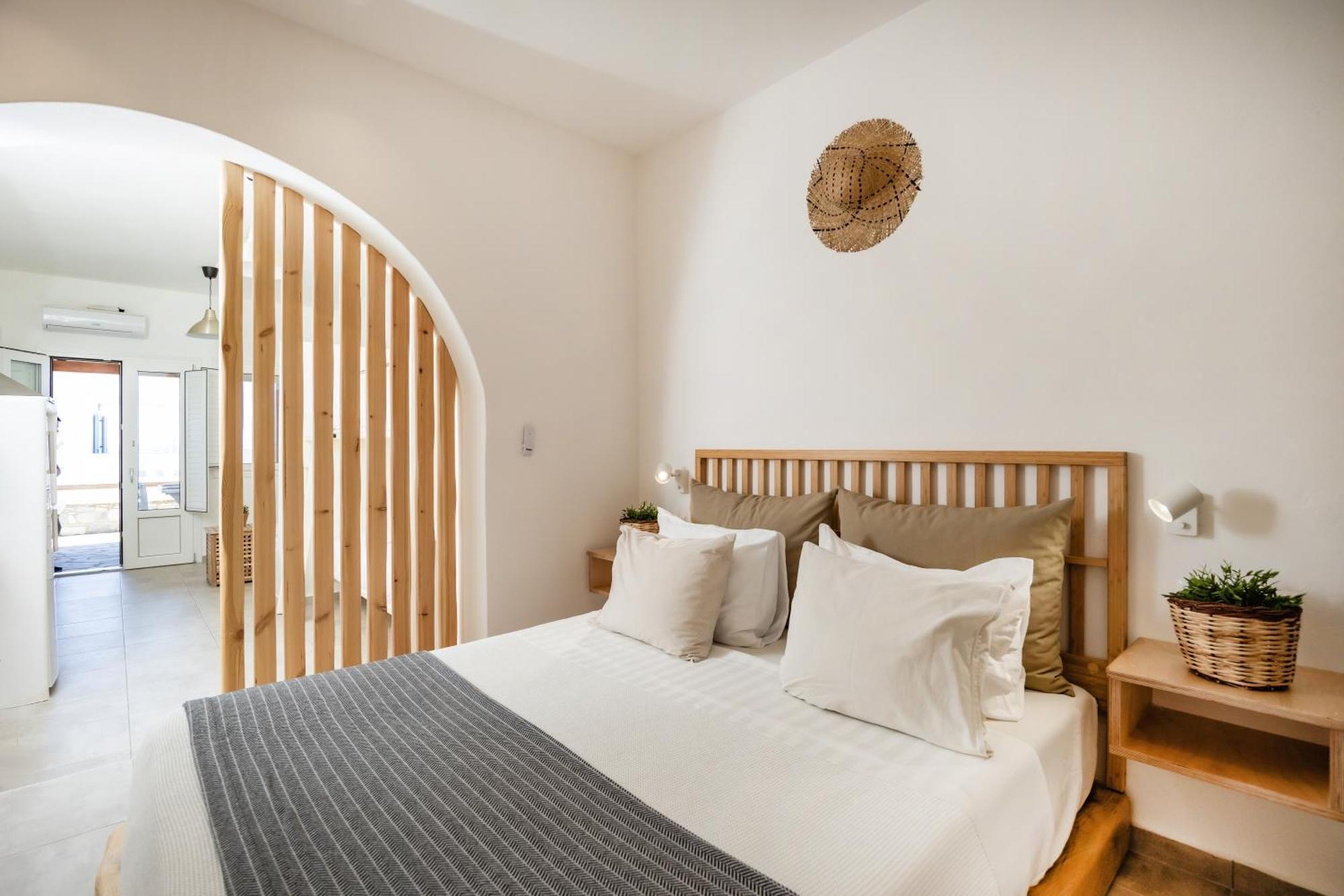 Thea Suites Naxos Agios Prokopios  Dış mekan fotoğraf